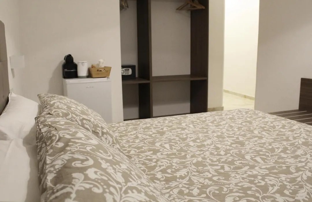 Antonietta De Pace Rooms by Napoli Milionaria B&B-1